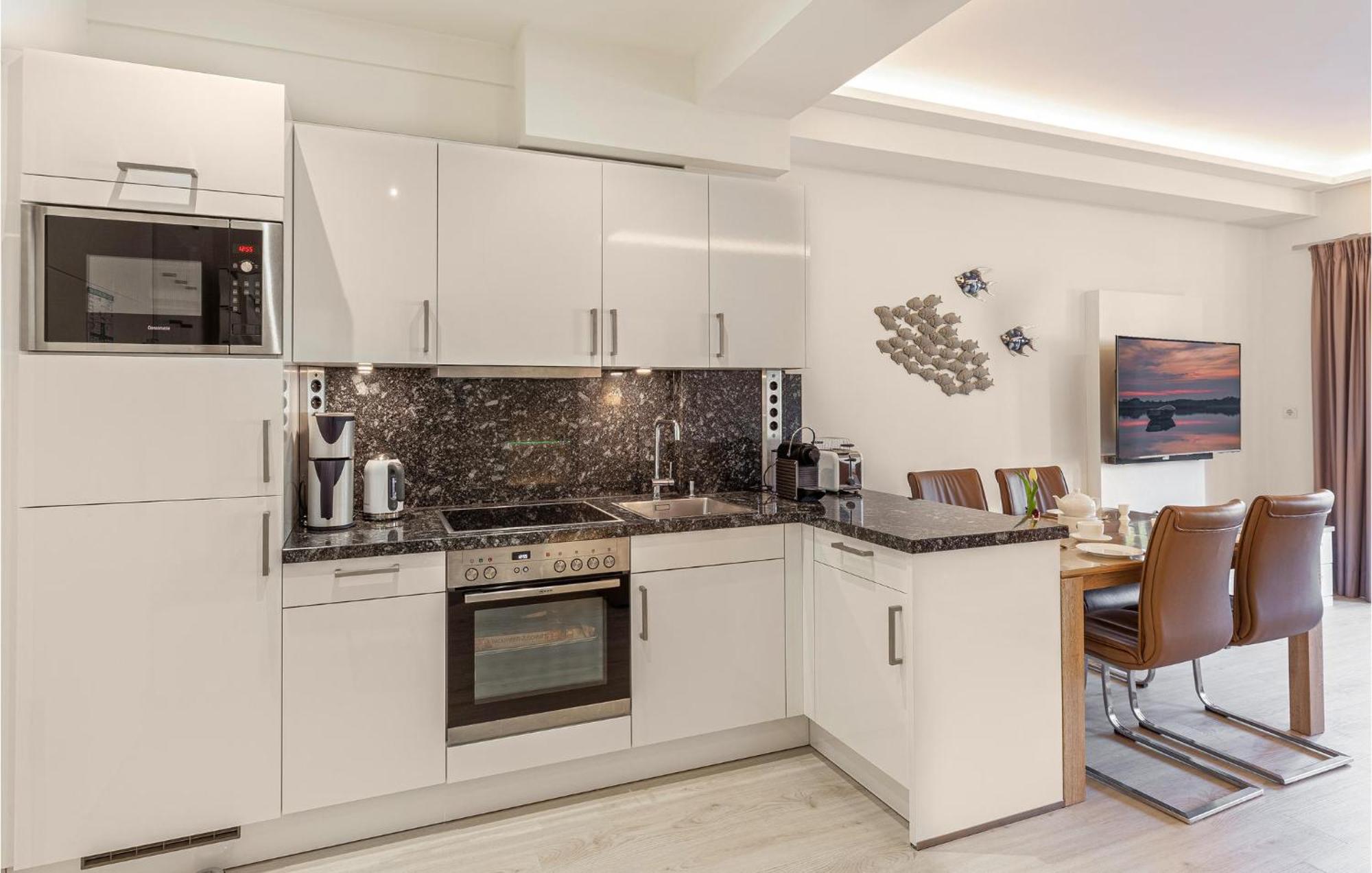 Moon Apartment บินซ์ ภายนอก รูปภาพ